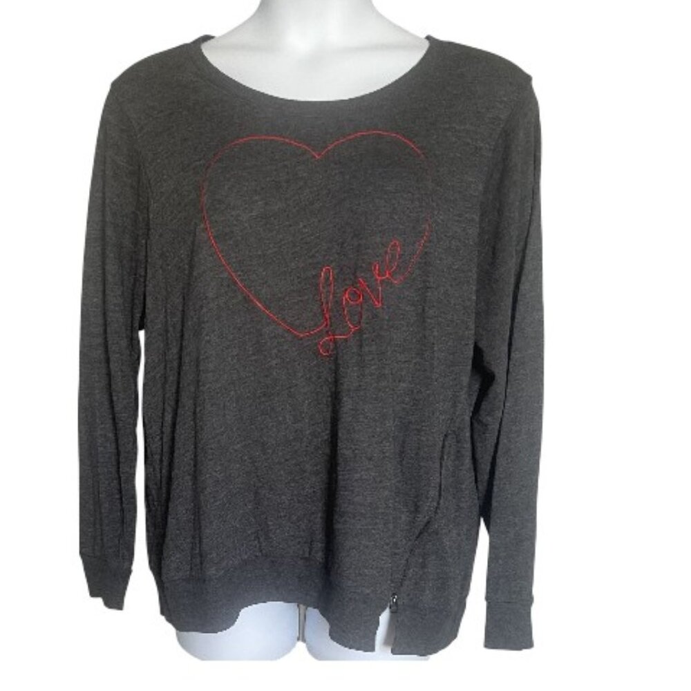 LOVE SWEATER